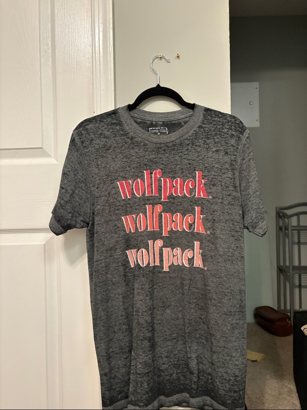 Gray 'wolfpack' Graphic Tee. Game day coutoure x social house
